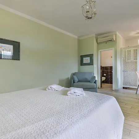 Casa Lavanda * مارينا دي كامبو